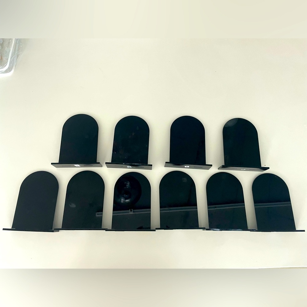 Black Acrylic Table Numbers - Picture 2 of 2